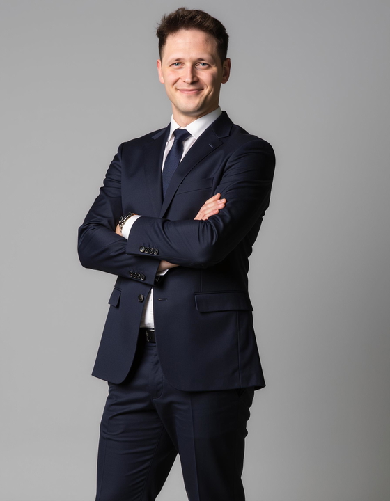 LinkedIn Headshot